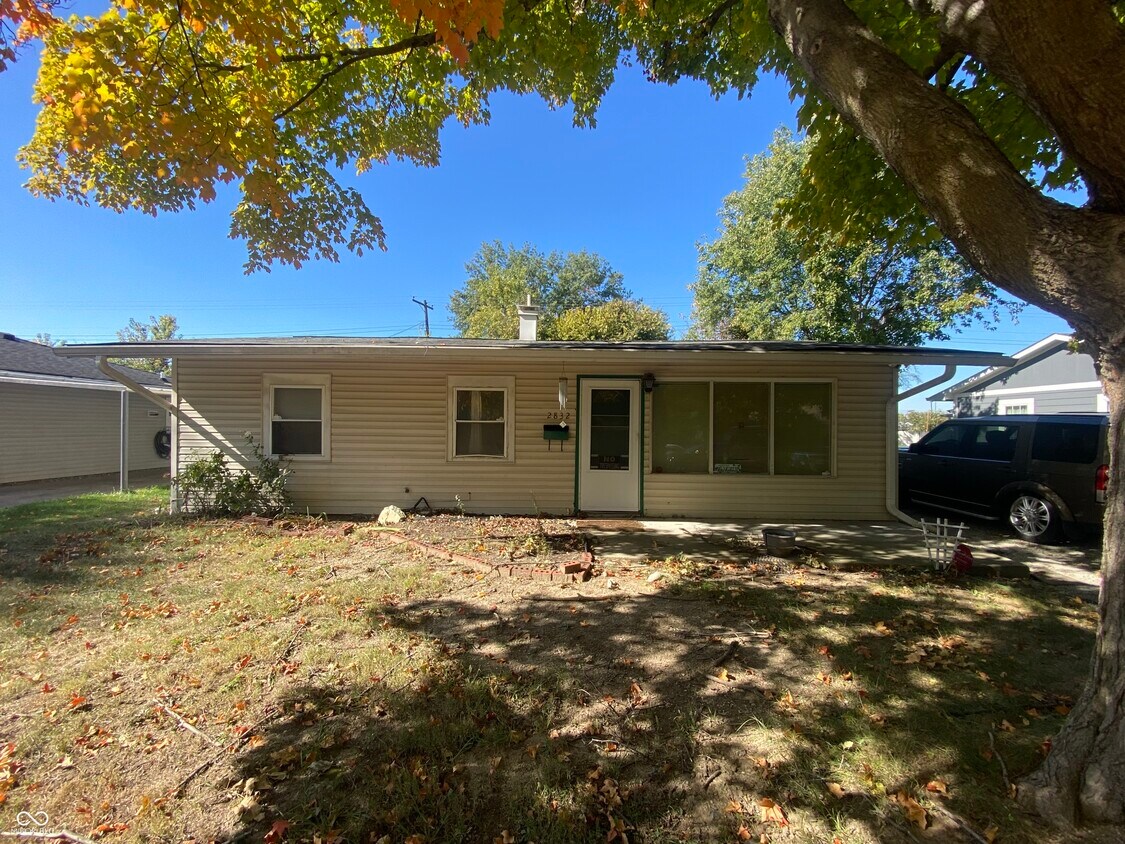 2832 Falcon Dr, Indianapolis, IN 46222 House Rental in Indianapolis