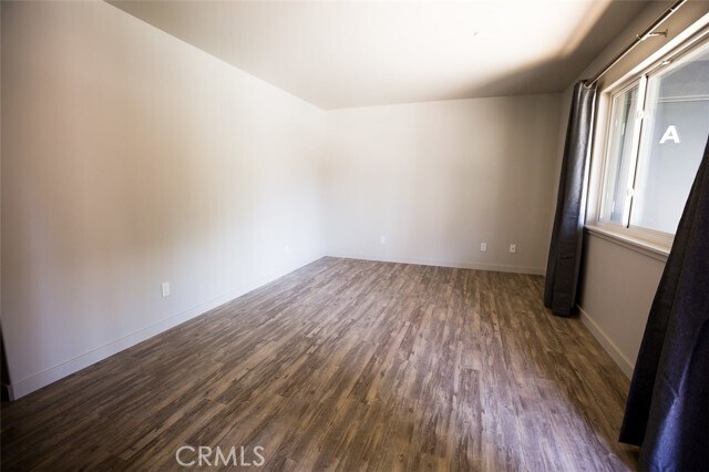 Foto del edificio - 210 Laurel St