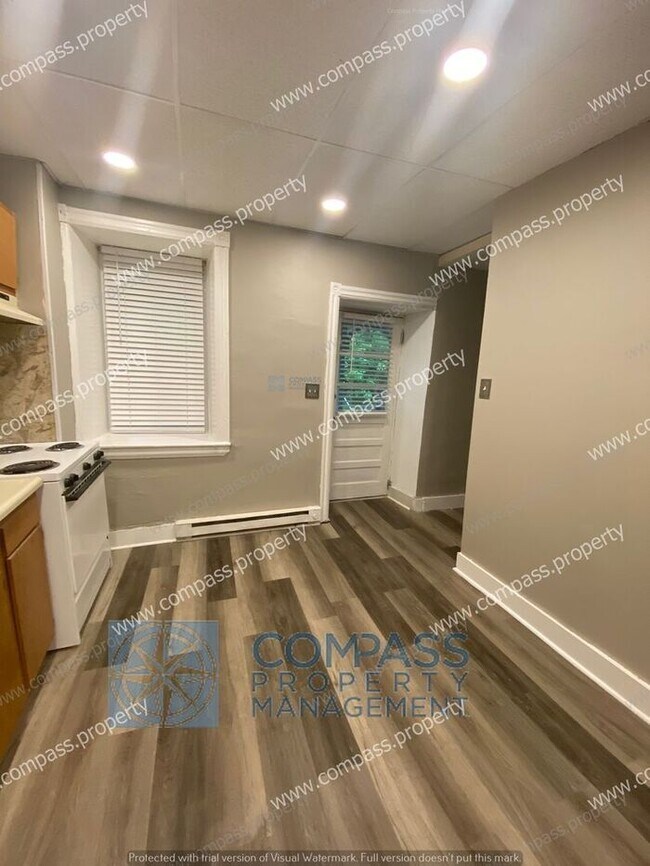 Building Photo - $995.00 - 1 Bedroom, 1 Bathroom Apartment