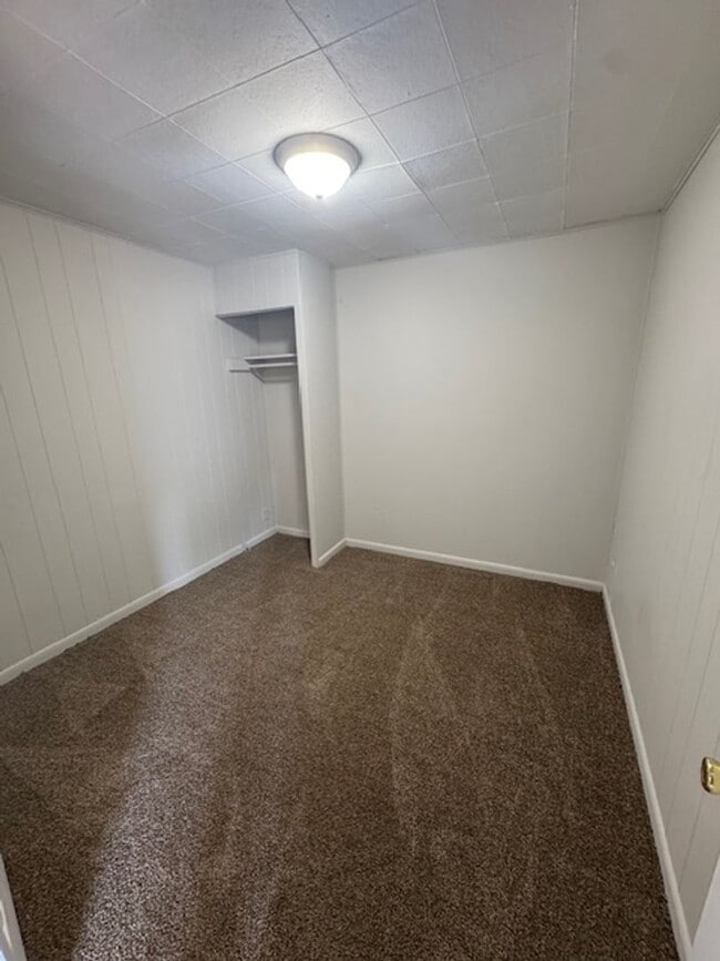 Building Photo - 622 Courtney Dr