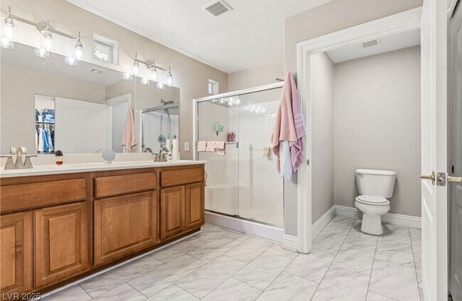 Foto del edificio - GORGEOUS 3 BEDROOM 2 BATH HOME