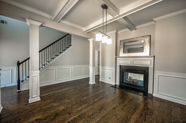 Building Photo - 7445 Absinth Dr