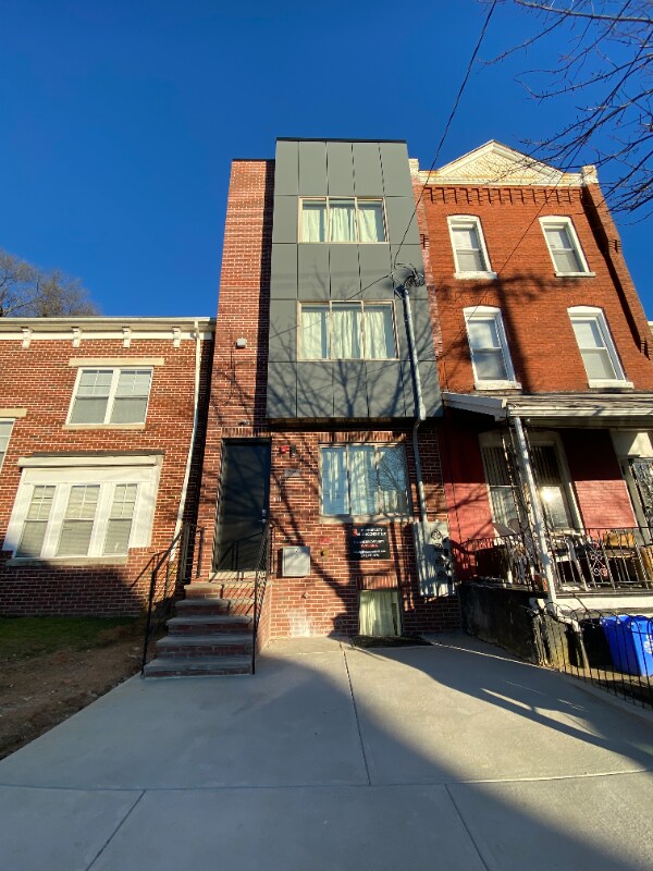 709 N 44th St Unit 1, Philadelphia, PA 19104 Room for Rent in