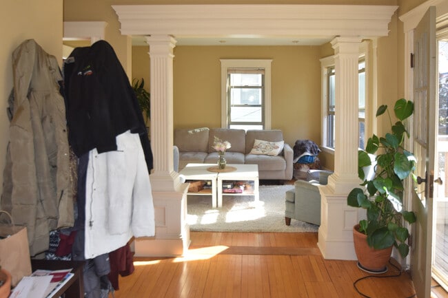 Sun Room - 51 Russell Rd