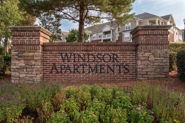 Apartamentos Windsor At Tryon Village — foto de la comunidad - Windsor At Tryon Village