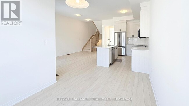 Building Photo - 80 Lunay Dr.