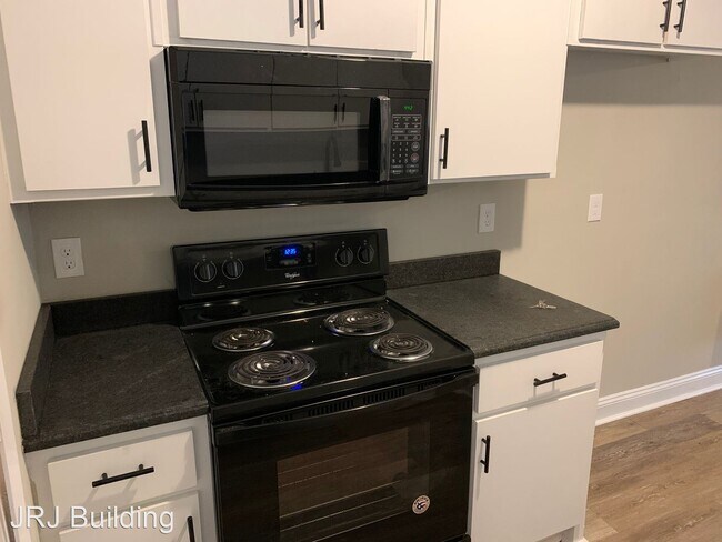 Foto del edificio - 2 br, 1 bath House - 8812 Herrick Lane