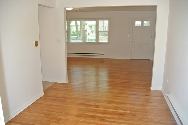 Foto del edificio - 1707 Sommerell Ave