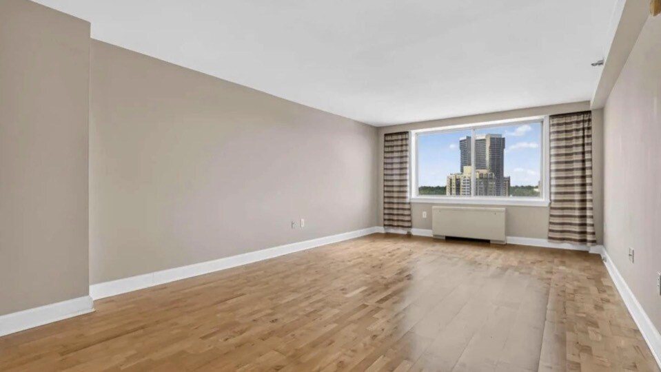 Foto del edificio - 2479 Peachtree Rd