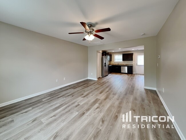 Building Photo - 104 Glazed Springs Ct