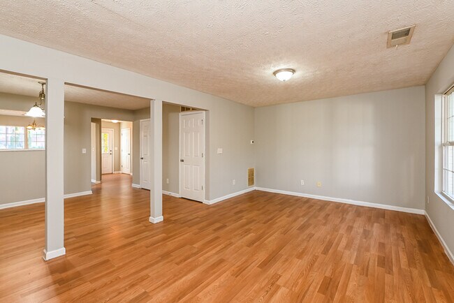 Building Photo - 3321 Waldrop Trail