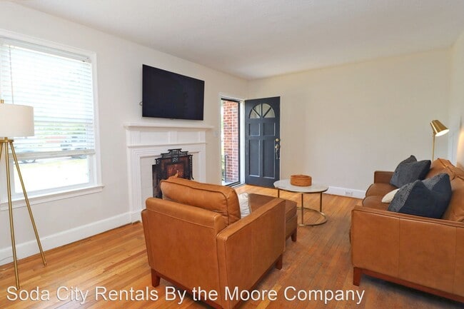 Building Photo - 2 br, 1 bath House - 1012 D Avenue