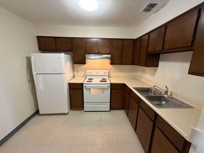 Foto del edificio - 3801 Salinas Ave