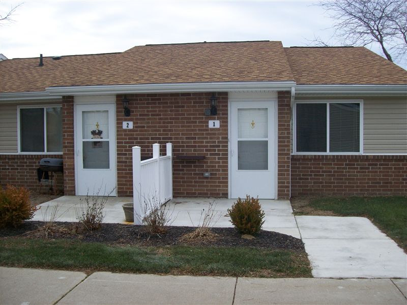 Primary Photo - 111 Willard Ct