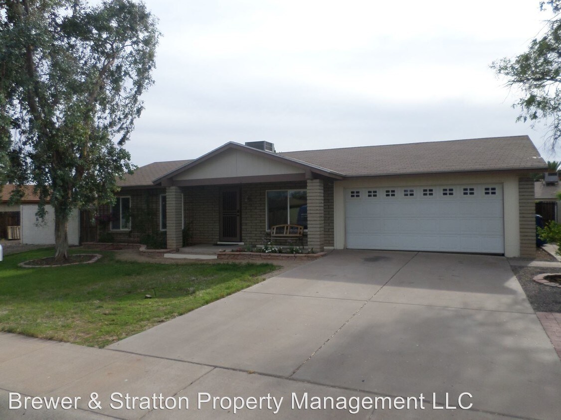 Primary Photo - 3936 S Westfall Ave