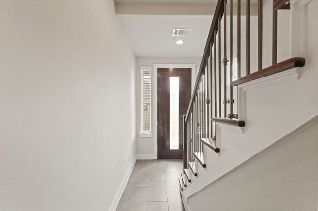 Foto del edificio - 906 W 17th St