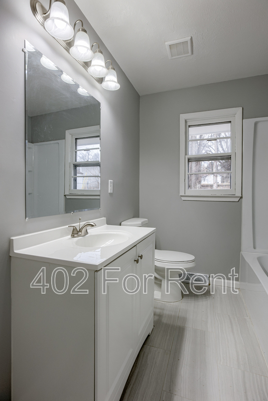 Building Photo - 4515 Ridgeway Rd