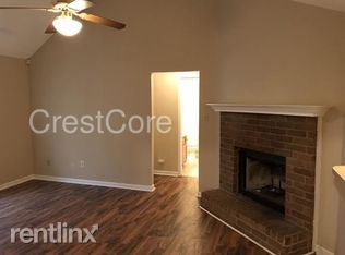 Building Photo - 4068 Angelace Dr N