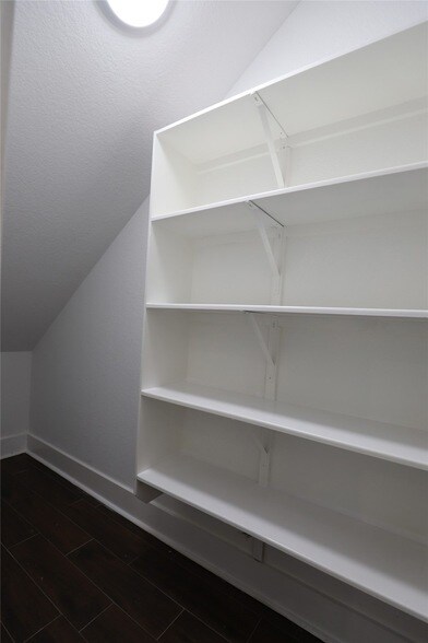 Foto del edificio - 4422 Phlox St