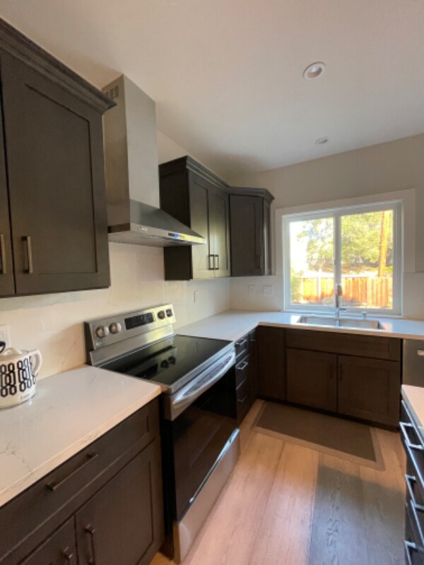 Foto del edificio - 1540 Westwood Ct