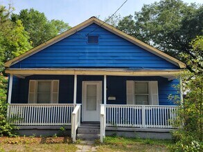 Building Photo - 1109 Fanning St
