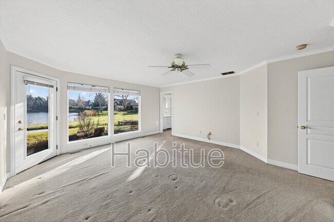 Foto del edificio - 393 E Trailside Dr