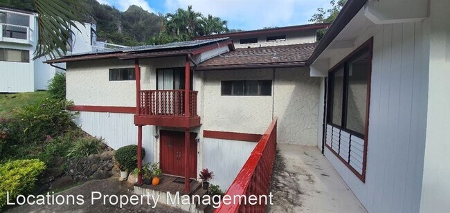 Building Photo - 4 br, 3 bath House - 989 Hahaione Street