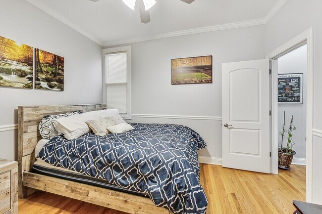 Foto del edificio - 1426 N Western Ave