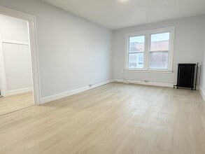 Building Photo - 277 Curry Ave