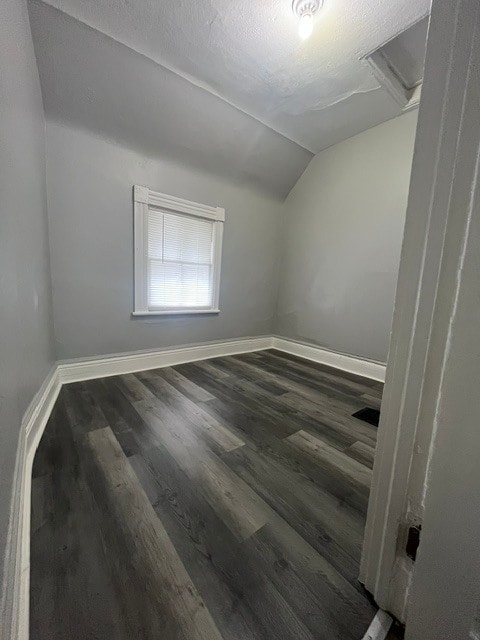 Building Photo - 124 7th St