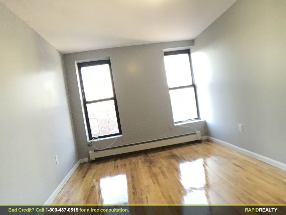 Primary Photo - 252 4th Ave
