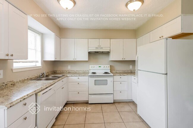 Building Photo - 14307 Branchwater Ln