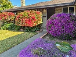 Building Photo - 3236 Rosemont Dr