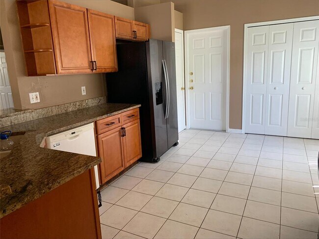 Foto del edificio - 7817 Laurel Oak Ln