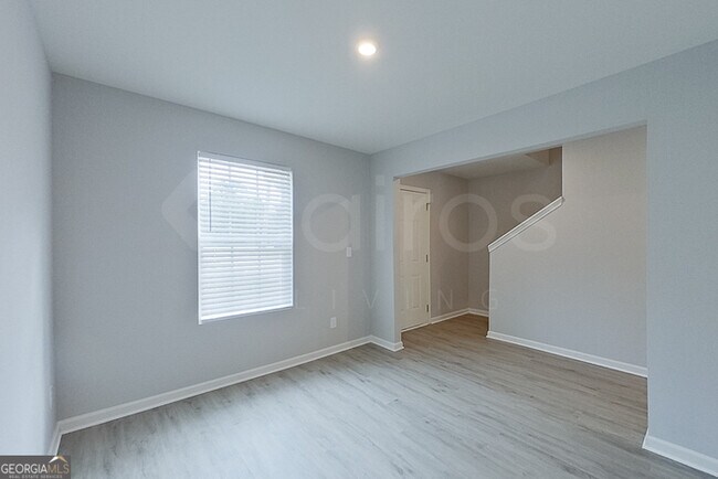 Building Photo - 2814 Jordan Ave