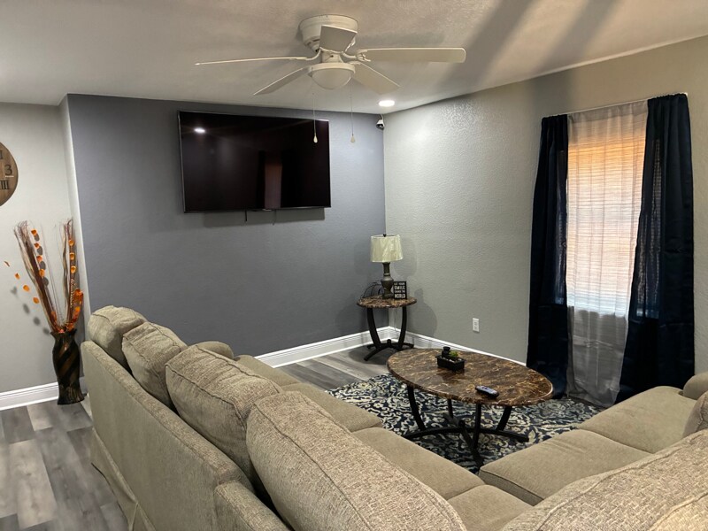 Foto del edificio - 706 E Tinsley St