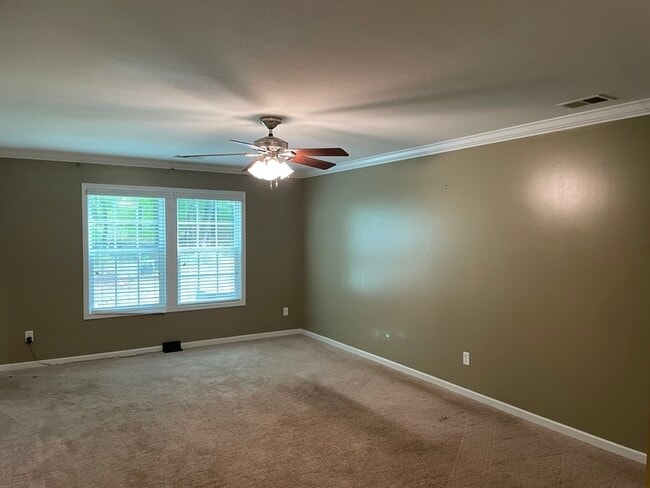 Building Photo - 329 Blythe Creek Dr