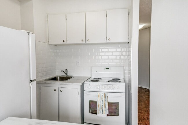 Photo - The Crossways Apartments