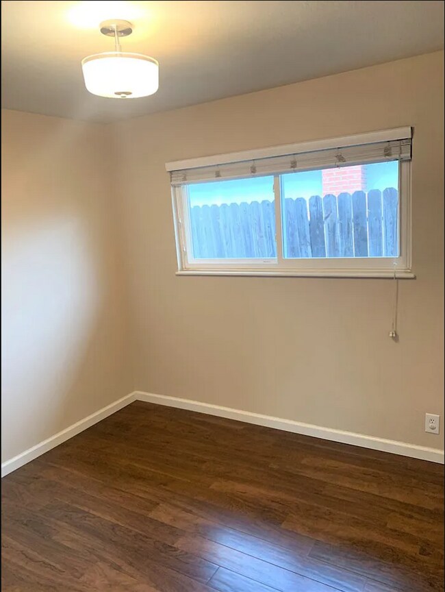 Building Photo - Beautiful 3 Bed/1 Bath Home for Rent in Ro...