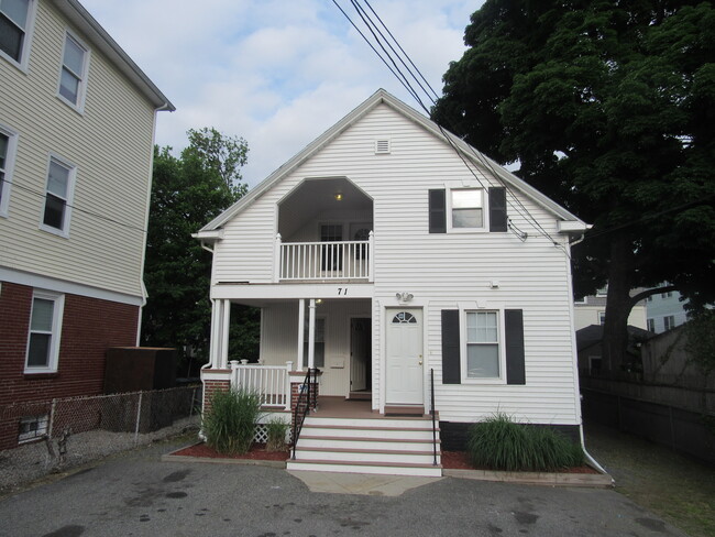 Building Photo - 71 Pembroke Ave
