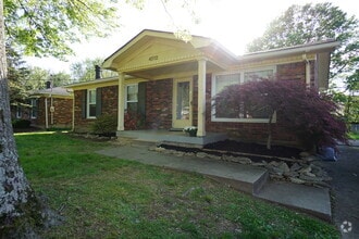 Building Photo - 4512 Sunflower Ave