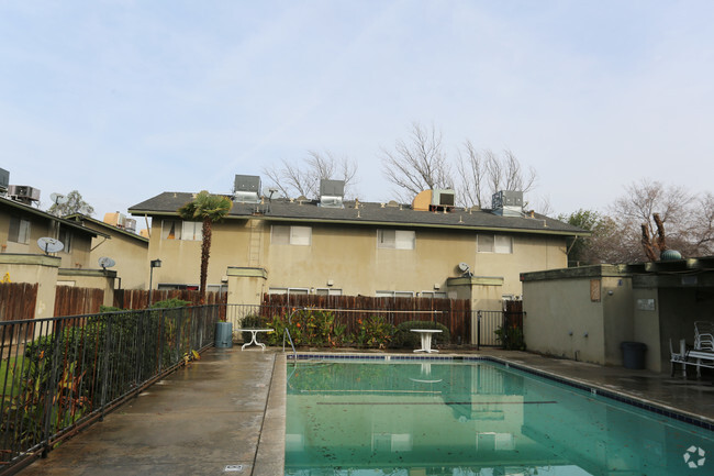 Foto del edificio - Riviera West Chester Apartments