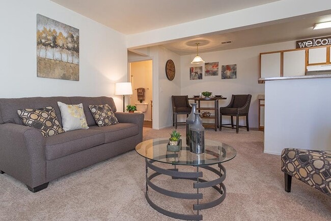Building Photo - Cottonwood Apartment Homes