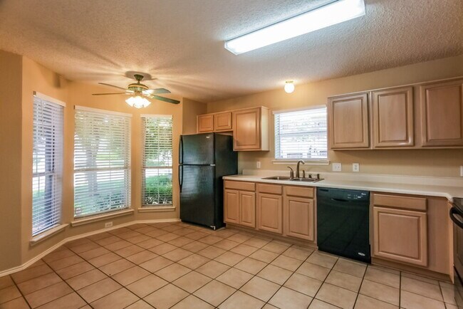 Foto del edificio - 8112 Broken Arrow Rd