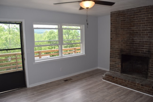 Building Photo - 229 Cliftview Dr