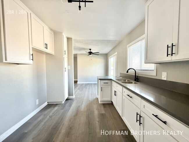 Building Photo - 4046 Coco Ave