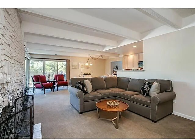 Foto principal - 675 S University Blvd
