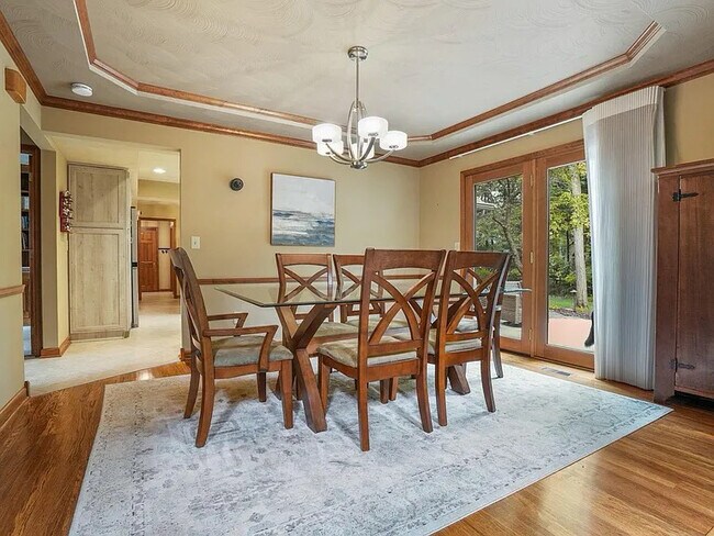 Foto del edificio - 7832 Country Brook Ln