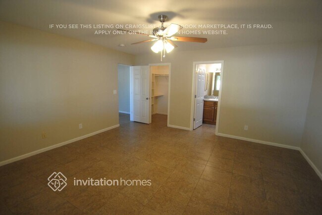 Building Photo - 7501 W Whitton Ave