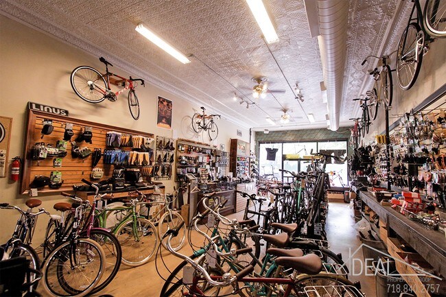 Foto del edificio - 376 Bedford Ave